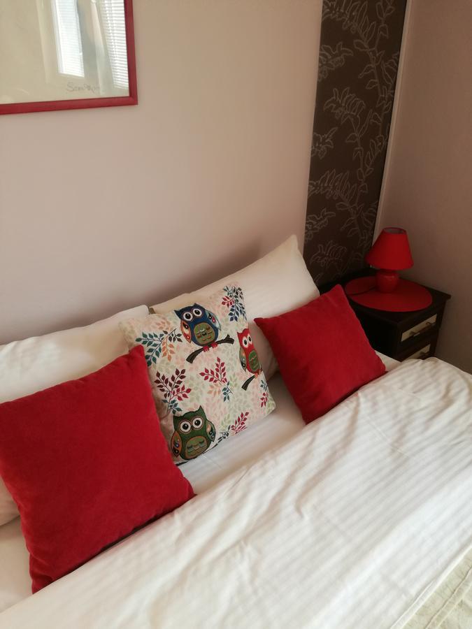 Apartmani Rale Rooms Lukavica Extérieur photo