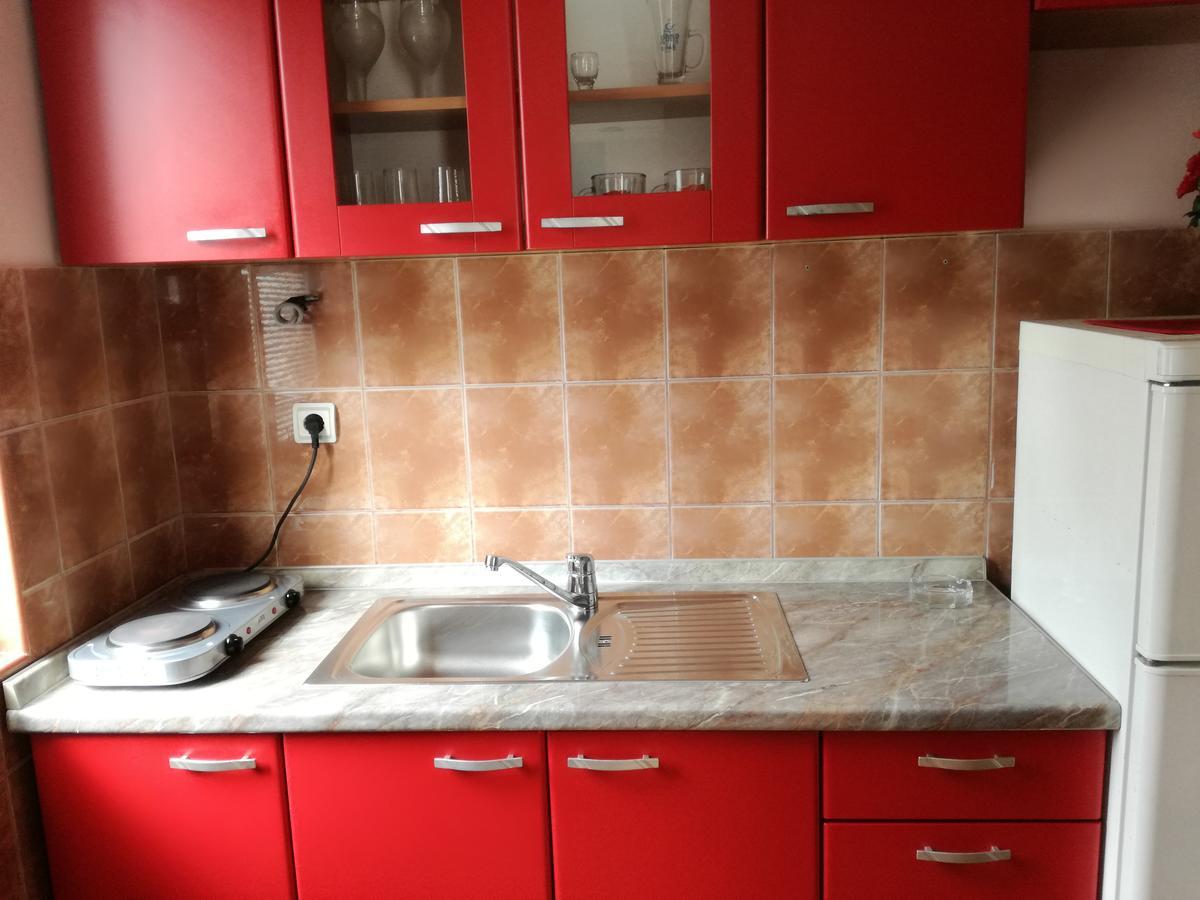 Apartmani Rale Rooms Lukavica Extérieur photo