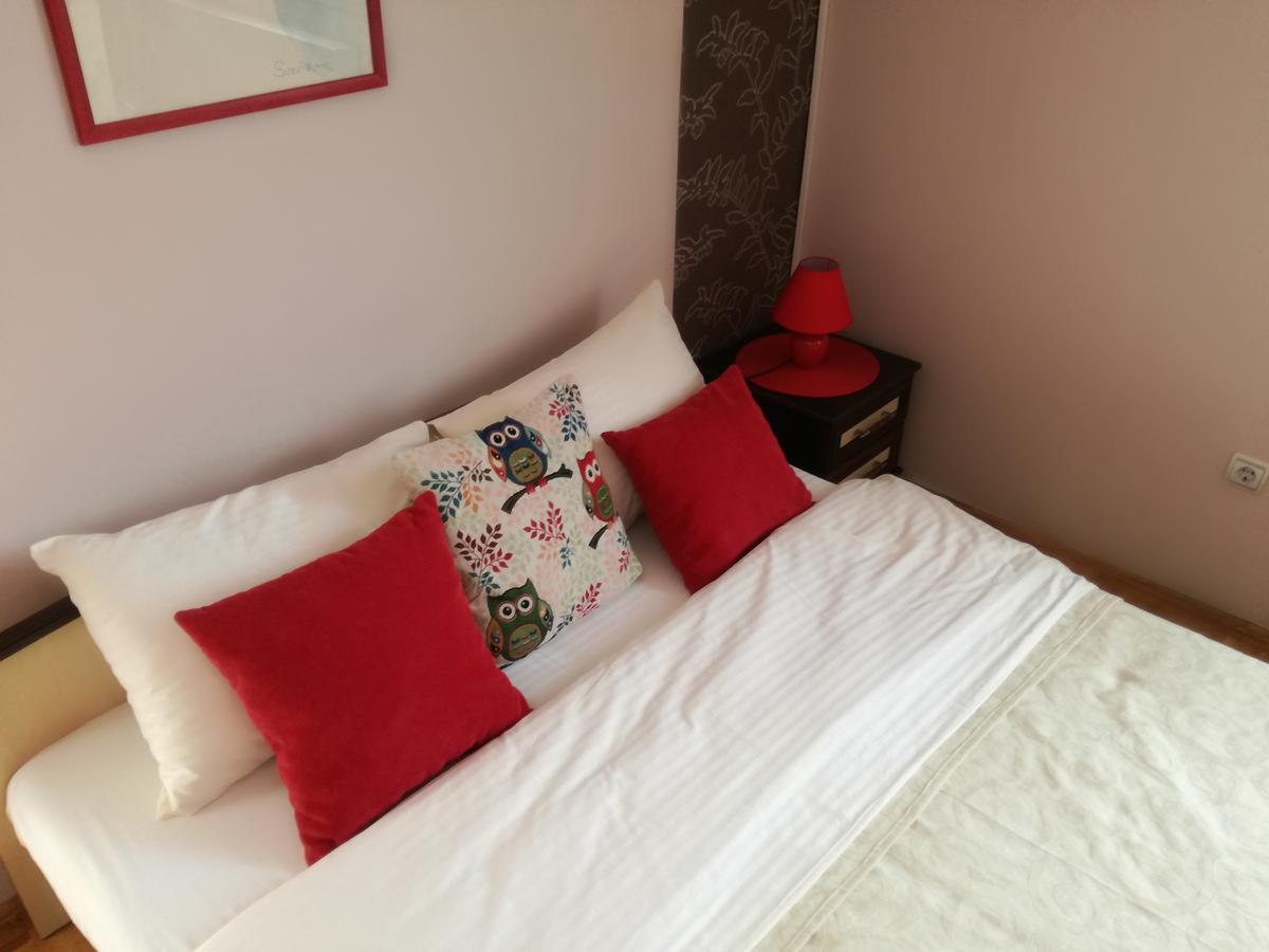 Apartmani Rale Rooms Lukavica Extérieur photo