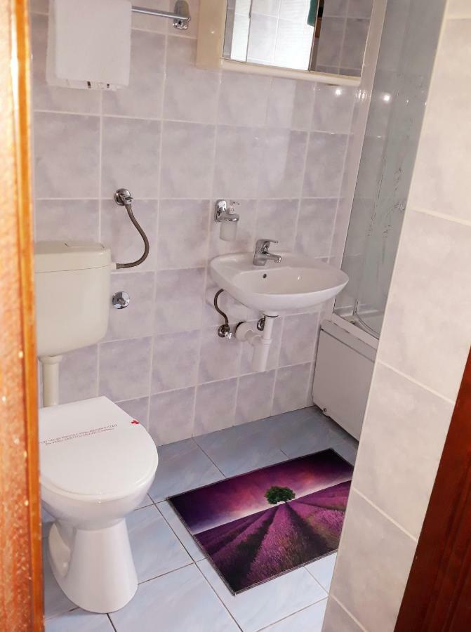Apartmani Rale Rooms Lukavica Extérieur photo